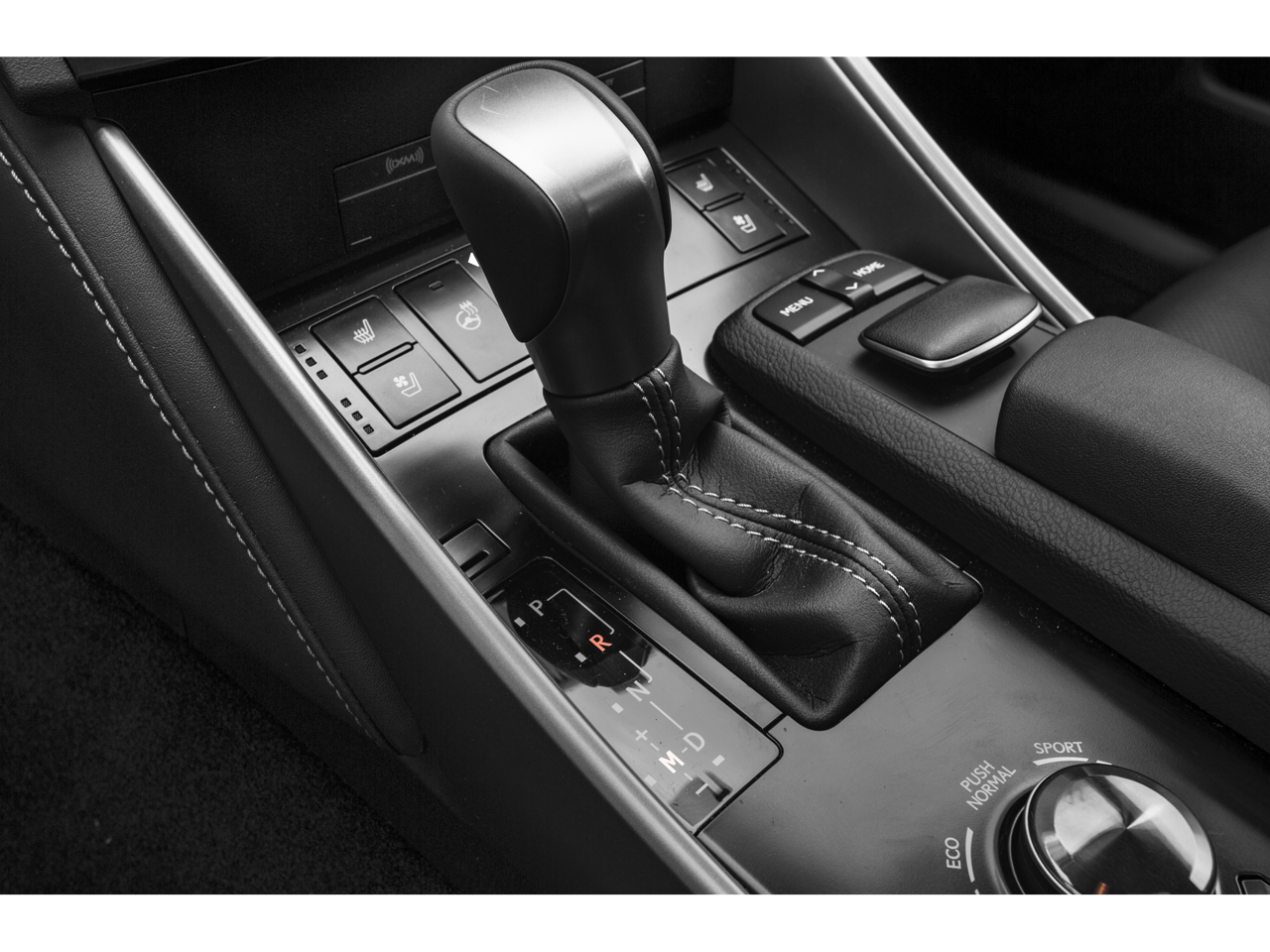 2015 Lexus IS Base