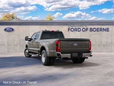 2027 Ford Super Duty F-350® Lariat®