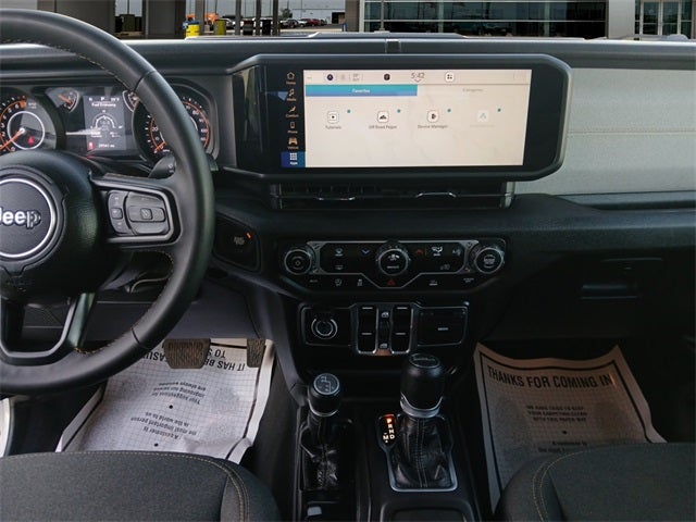 2025 Jeep Gladiator Sport