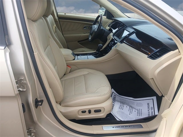 2018 Ford Taurus Limited