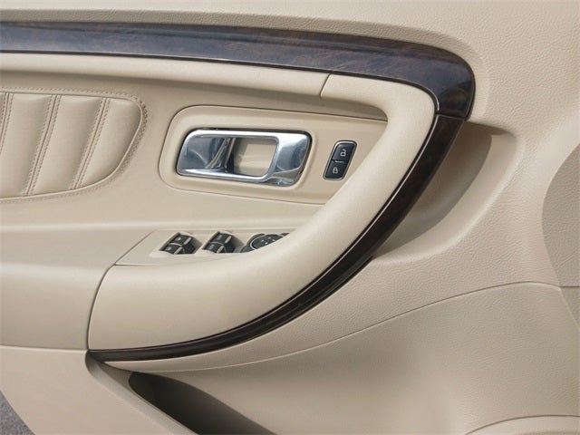 2018 Ford Taurus Limited