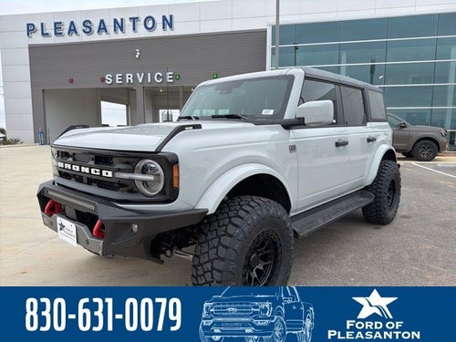 2026 Ford Bronco Outer Banks®