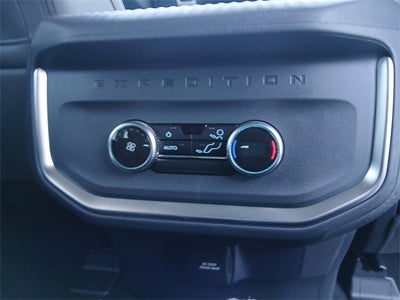 2025 Ford Expedition Max Active MAX