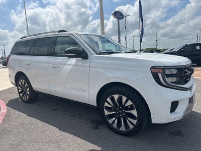 2025 Ford Expedition Platinum