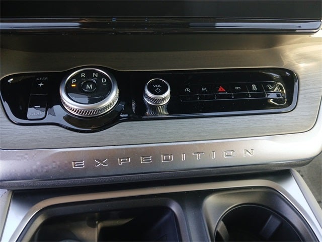 2025 Ford Expedition Platinum®