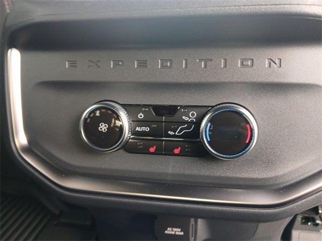 2025 Ford Expedition TREMOR®