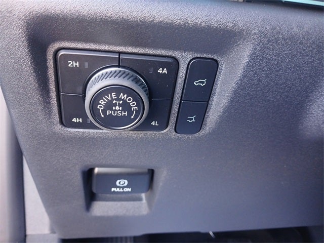 2025 Ford Expedition TREMOR®