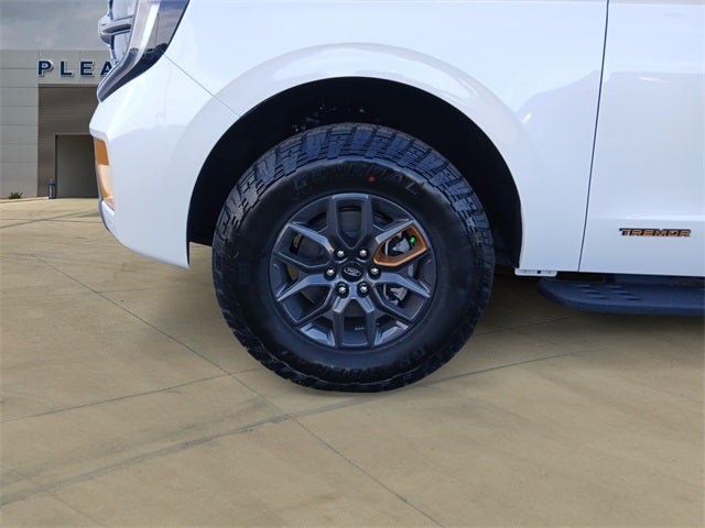 2025 Ford Expedition TREMOR®