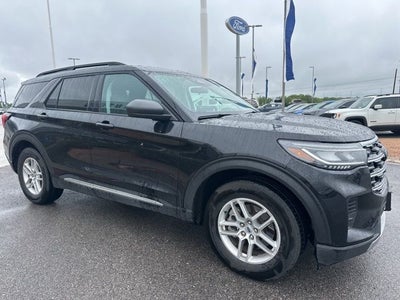 2025 Ford Explorer Base