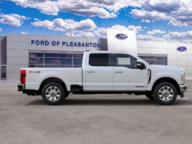 2027 Ford F-250SD F-250® Lariat®
