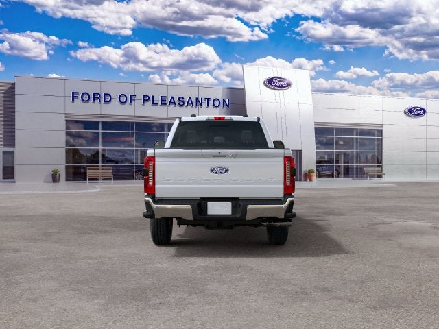 2027 Ford F-250SD F-250® Lariat®