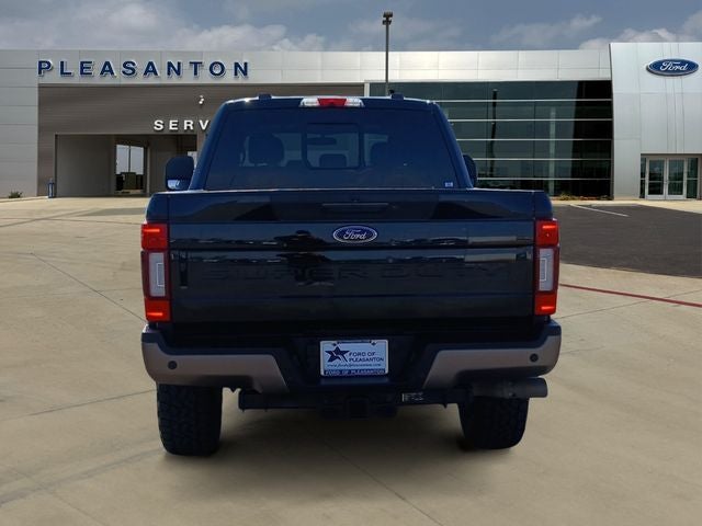 2022 Ford F-250SD Lariat