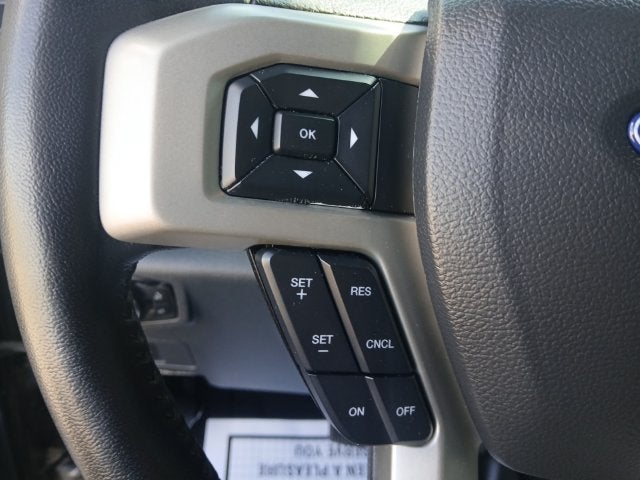 2022 Ford F-350SD Lariat Super Duty