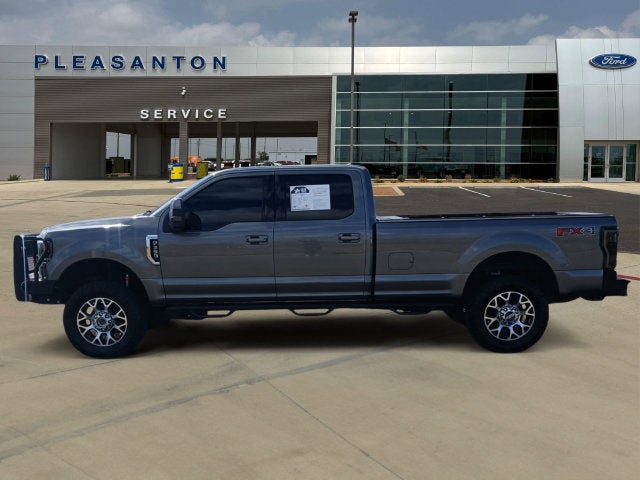 2022 Ford F-350SD Lariat Super Duty