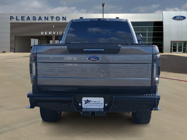2022 Ford F-350SD Lariat Super Duty