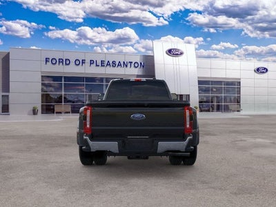 2026 Ford F-350SD F-350® Lariat®