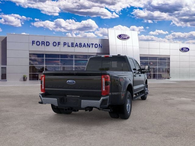 2026 Ford F-350SD F-350® Lariat®