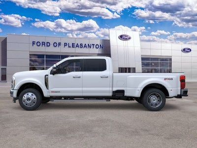 2026 Ford F-450SD F-450® Lariat®