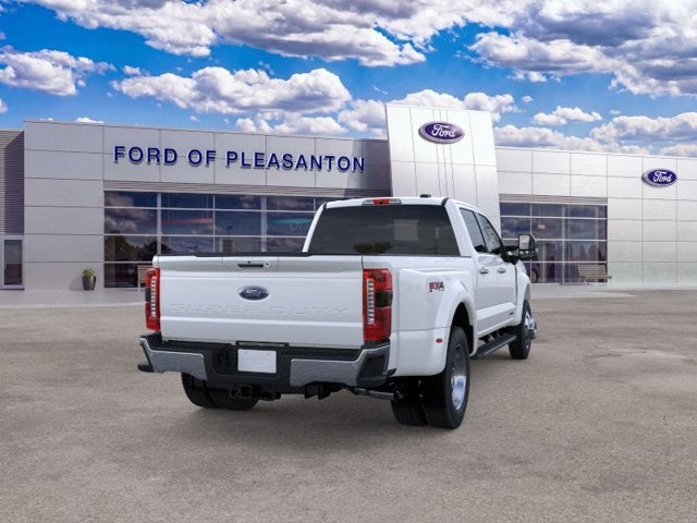 2026 Ford F-450SD F-450® Lariat®