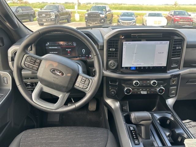 2025 Ford F-150 Base