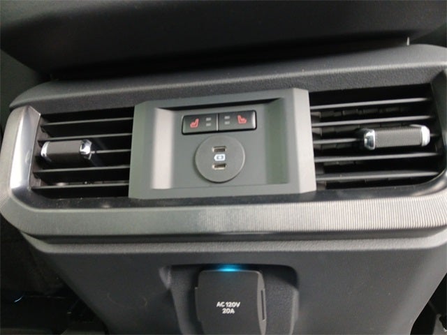 2025 Ford F-150 Platinum®