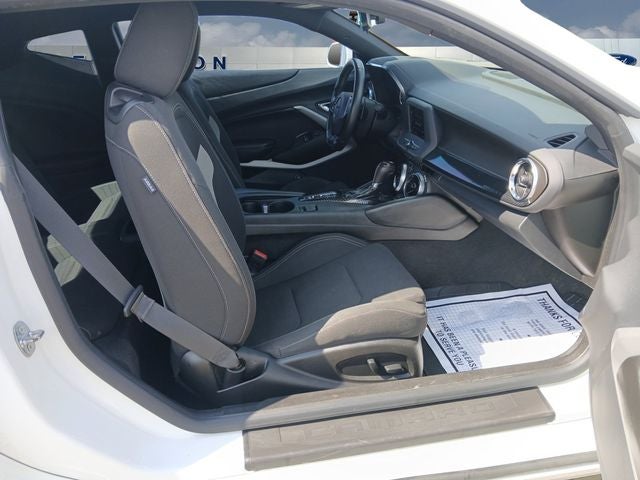2022 Chevrolet Camaro LT w/1LT