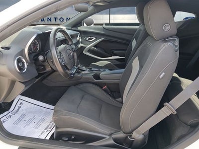 2022 Chevrolet Camaro LT w/1LT