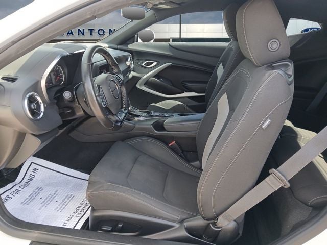 2022 Chevrolet Camaro LT w/1LT