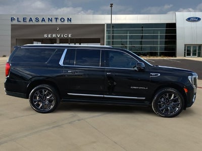 2023 GMC Yukon XL Denali