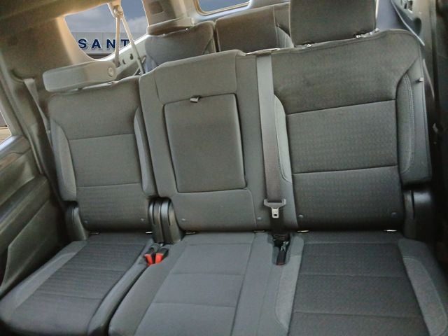 2023 Chevrolet Suburban LS