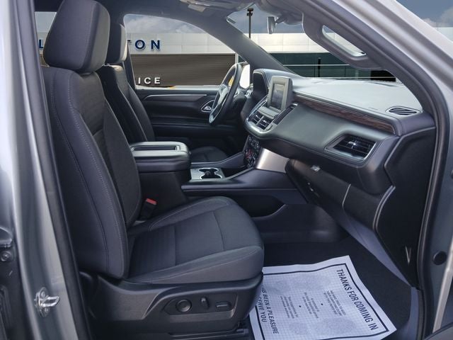 2023 Chevrolet Suburban LS