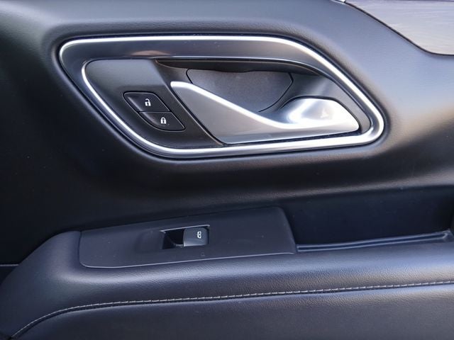 2023 Chevrolet Suburban LS