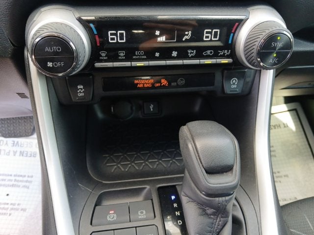 2022 Toyota RAV4 Base