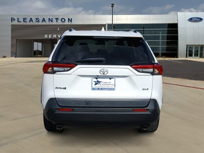 2022 Toyota RAV4 Base