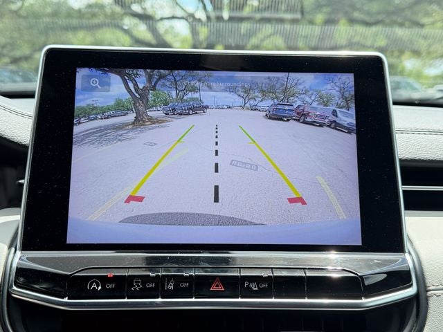 2025 Jeep Compass Base