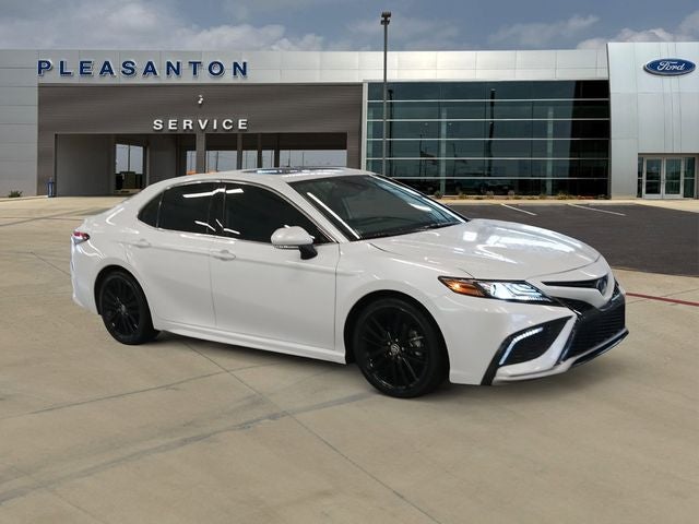 2024 Toyota Camry Hybrid XSE