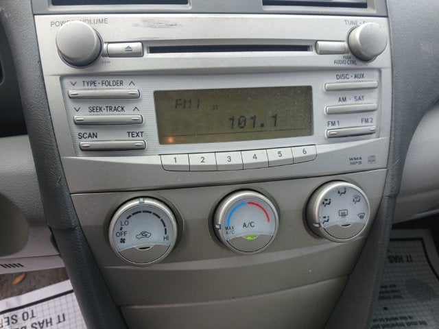 2010 Toyota Camry LE