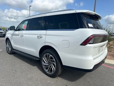 2026 Lincoln Navigator Premiere