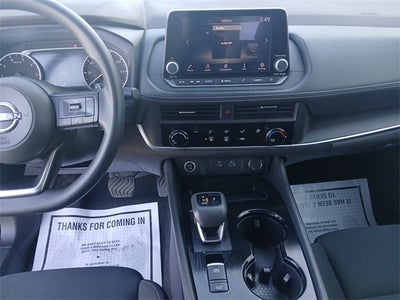 2023 Nissan Rogue Base