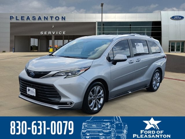 2024 Toyota Sienna Platinum 7 Passenger