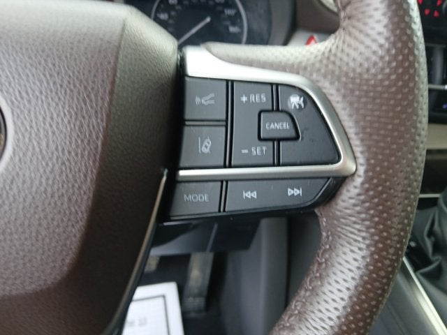 2024 Toyota Sienna Platinum 7 Passenger