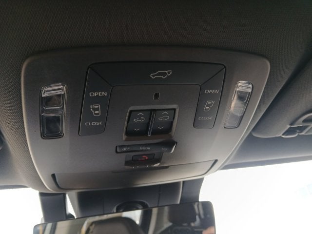 2024 Toyota Sienna Platinum 7 Passenger