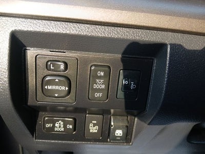 2017 Toyota Tundra SR5