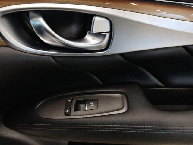 2019 INFINITI Q70L 3.7 LUXE