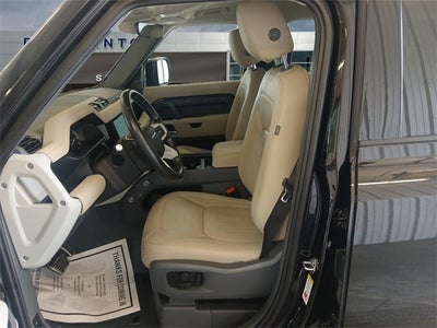 2022 Land Rover Defender 110 110 SE