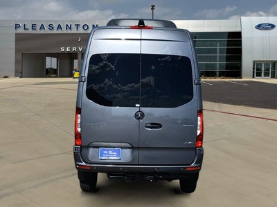 2026 Mercedes-Benz Sprinter 2500 144 WB Standard Roof Passenger