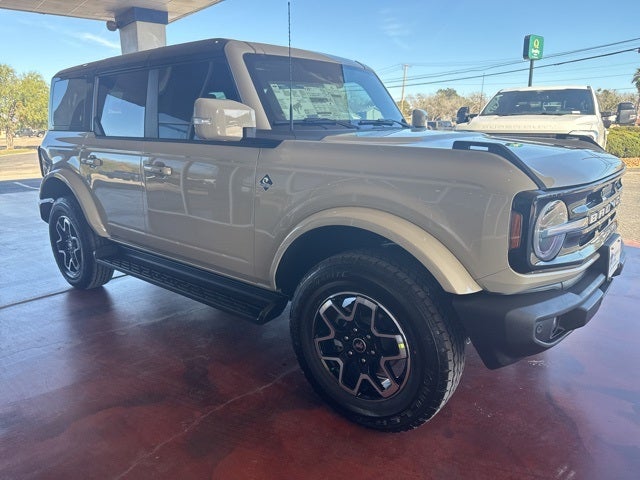 2025 Ford Bronco Outer Banks®