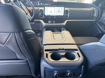 2025 Ford Expedition Platinum®