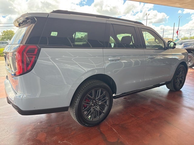 2025 Ford Expedition Platinum®