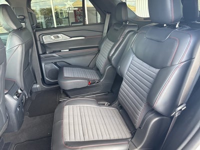 2026 Ford Explorer Base